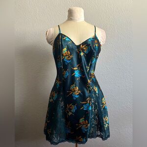 Vintage 80's Victorias Secret Gold Label Floral Slip Size M